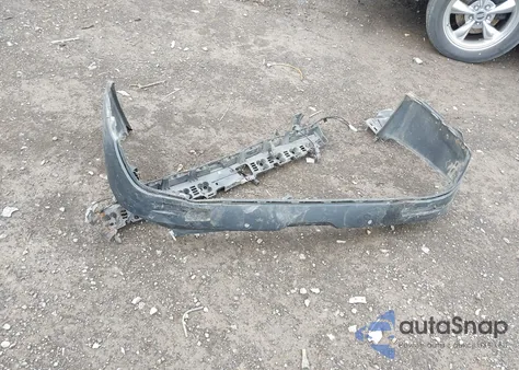 2005 Ford Mustang V6 Deluxe/V6 Premium z USA, uszkodzony, nr VIN 1ZVHT80N655222814